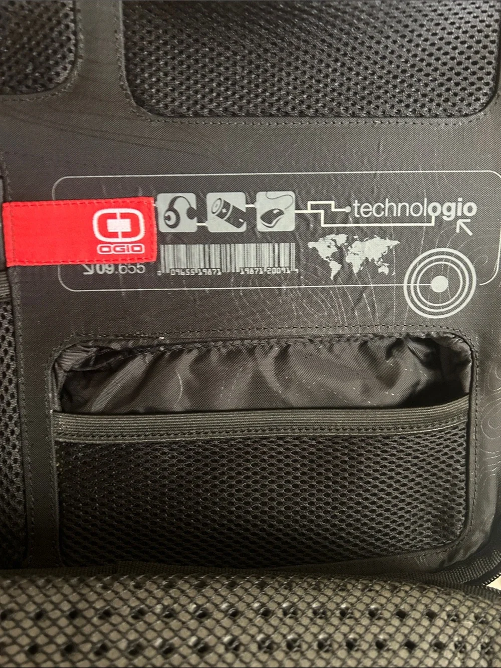 OGIO Black Laptop Messenger Bag with Front Zip Pocket